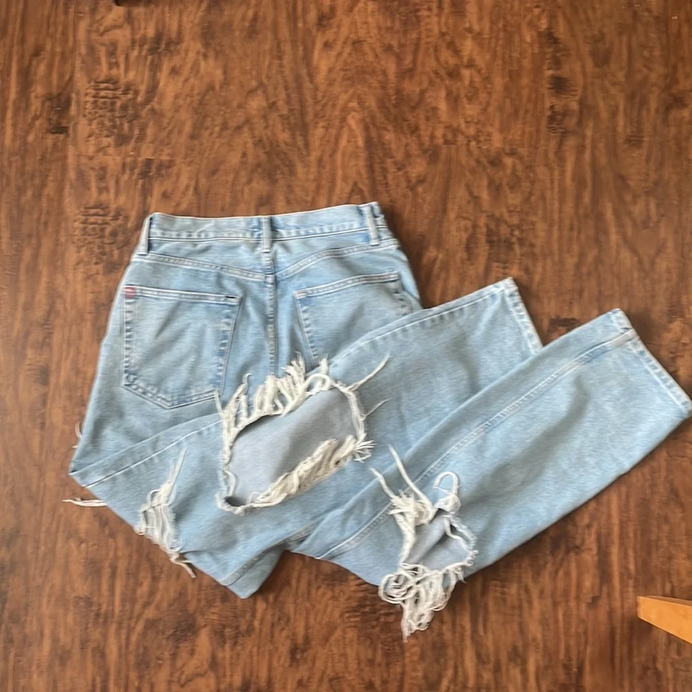 BDG High-Waisted Ripped Jeans - Picture 3 of 6